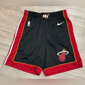 Men's Nike Miami Heat AJ5620-010 Swingman Black Shorts Size L Large New w/ Tags